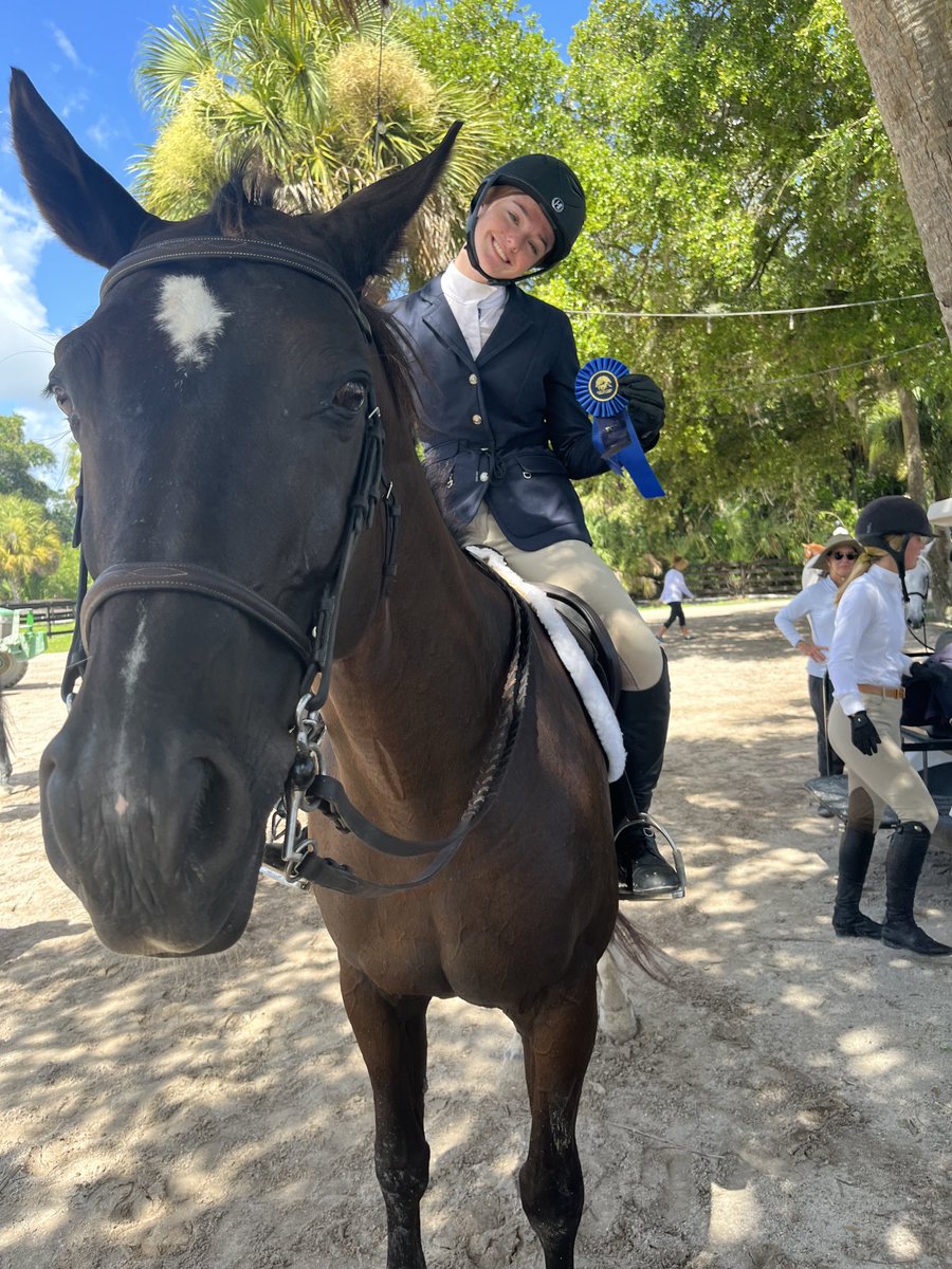 My girl slinging the blues!