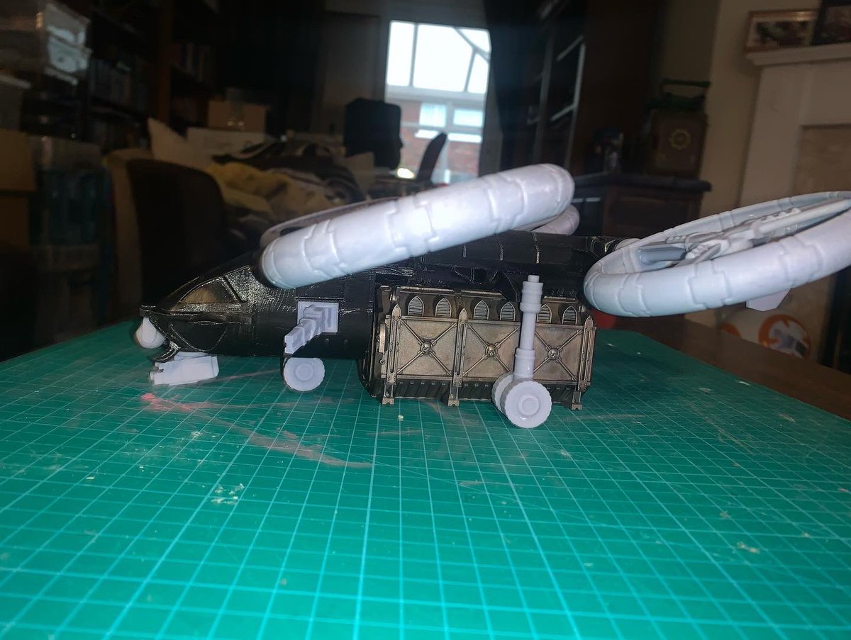 KoreThinkers's tweet photo. Our amazing Stork model is flying high on Kickstarter! We built the prototype to see just how big it is and we weren’t disappointed. Its huge!! https://t.co/LJurBQ97aQ #stlprints #3dprinting #Cyberpunk2077 #WarGames #wargaming #infinitywargame https://t.co/5xcjec0L1g