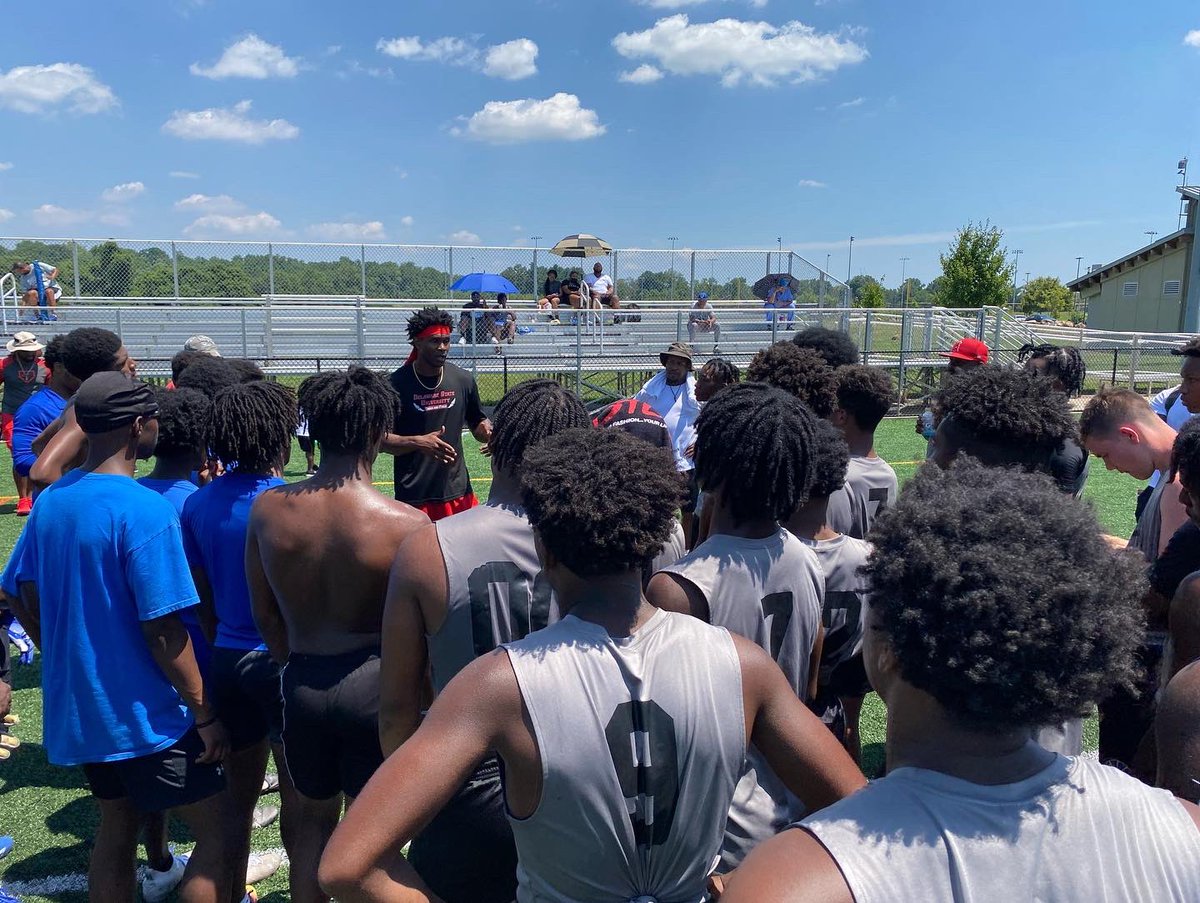 maryland_prep's tweet photo. Thank you to our guess speakers for coming out and speaking to local DMV student athletes! #mdprep #reptheprep https://t.co/da9oJ8s3oo