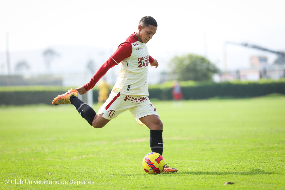 MenoresU's tweet photo. ⏰ ¡Iniciaron los segundos 45 minutos!
 
⚽ Universitario 2-1 Alianza Lima
 
📎 Sigue la transmisión en vivo aquí ➡️ https://t.co/Mr6fpIBE3p
 
#UxAL ⚽️ 
#CanterasCremas
#YDaleU https://t.co/adCboGXhAF