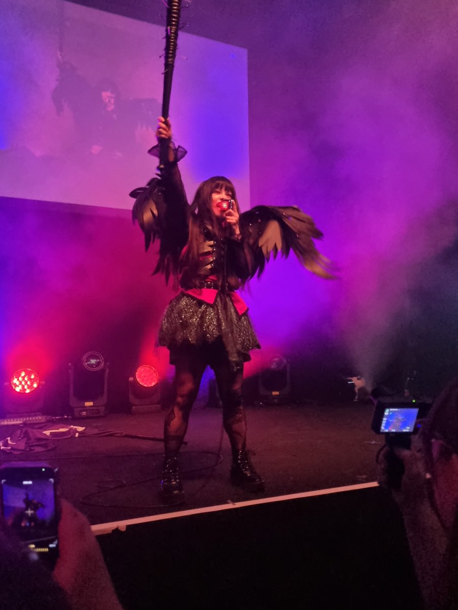 beyond_senpai's tweet photo. @GARUDA_on bring the darkness! Live @HYPERJAPANevent 
#beyond_senpai #garudalive
#HJF22
#HJ
#HYPERJAPAN
#HYPERJAPANFESTIVAL2022 https://t.co/uJsxqPVT2I