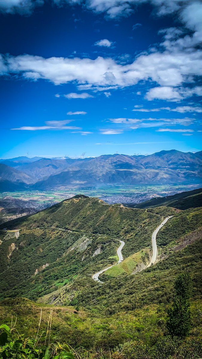 nacalderon1's tweet photo. Gozando de los espectaculares paisajes de #Loja y preparando el @GirodItaliaEcua https://t.co/JpElHCOuWy