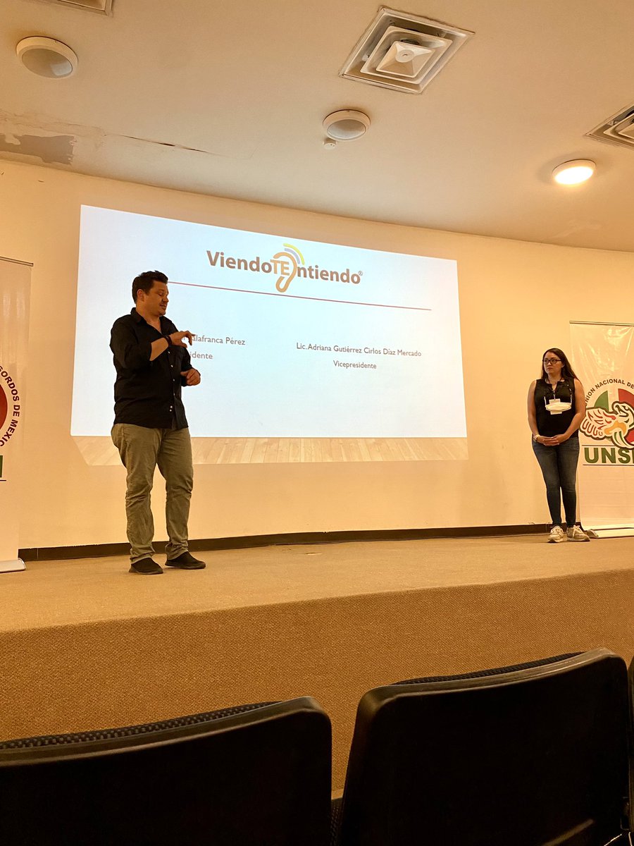 Inicio de la conferencia del proyecto inclusivo <a href="/viendotentiendo/">Viendotentiendo</a> realizado por el Presidente  <a href="/ralphsalafranca/">Lic. Rafael R. Salafranca P.</a> y Lic. Adriana Cirlos de Guadalajara, quienes buscan una nueva forma de accesibilidad ante el escenario de la pandemia para la comunidad sorda. 
#PorUnSonoraInclusivo🤟🏽