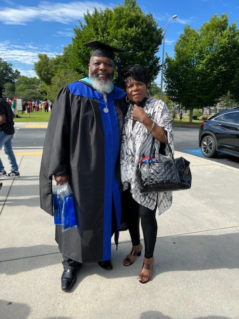 RAllenESE_PLS's tweet photo. Nothing like having your Mom present at your graduation. https://t.co/92CXEKdnWm