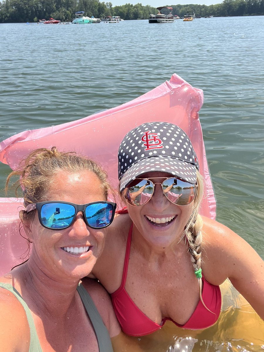 tararacklin's tweet photo. Always an adventure lol 😂 #sistor https://t.co/sb6MiKRZFf