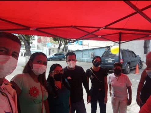 EjeCentroOeste's tweet photo. #23Jul #MásRevolución enfocados en proteger la #Salud de nuestra #PatriaAmada nos unimos a las #JornadasDeSaludIntegral y #Vacunación a nivel nacional de la mano del Pdte @NicolasMaduro y la Min @MagaGutierrezV #HastaLaVictoriaSiempre @Dr_Gilberto14 @ZMartinau #RefuerzaTuVacuna https://t.co/0Mg5c7WqFt