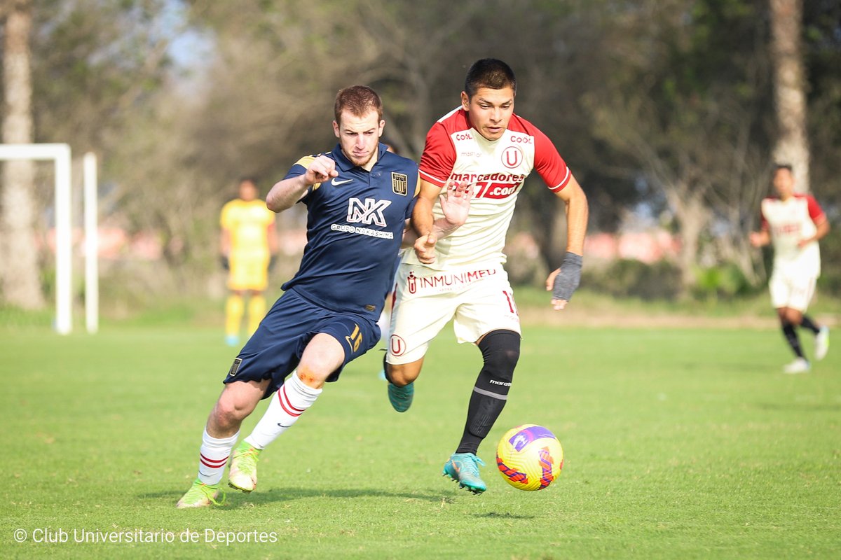 MenoresU's tweet photo. 2T ⏰ I Postales del segundo tiempo en Campo Mar. 

¡Seguimos en ventaja! 👊

⚽ Universitario 2-1 Alianza Lima

📎 Sigue la transmisión en vivo aquí ➡️ https://t.co/Mr6fpIBE3p
 
#UxAL ⚽️ 
#CanterasCremas
#YDaleU https://t.co/gOgJ5csvWA