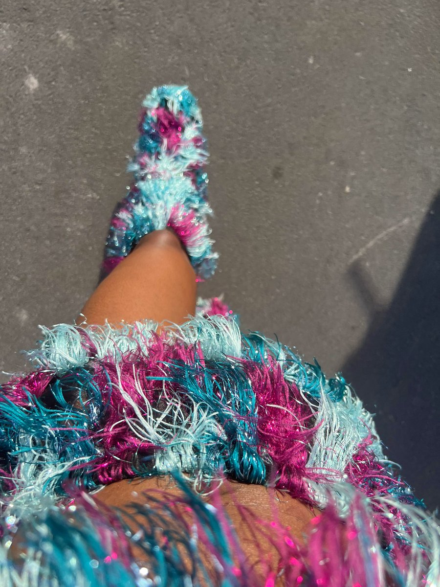 omeretta4l's tweet photo. Made my own outfit for Rolling Loud👩🏾‍🎤💓 https://t.co/0kENpt4XUU