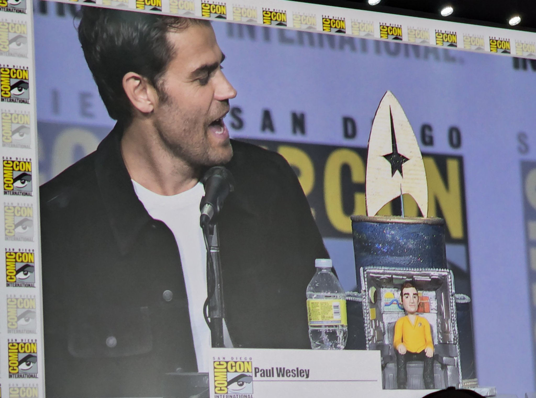 Paul Wesley got a Captain Kirk birthday cake in panel... after we all sang Happy Birthday.  