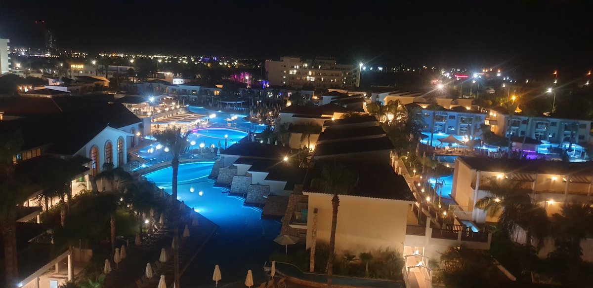 markbray21's tweet photo. Last night in ayia napa cracking 10days. #atlanticahotels #Cyprus https://t.co/BzYlsL8P75