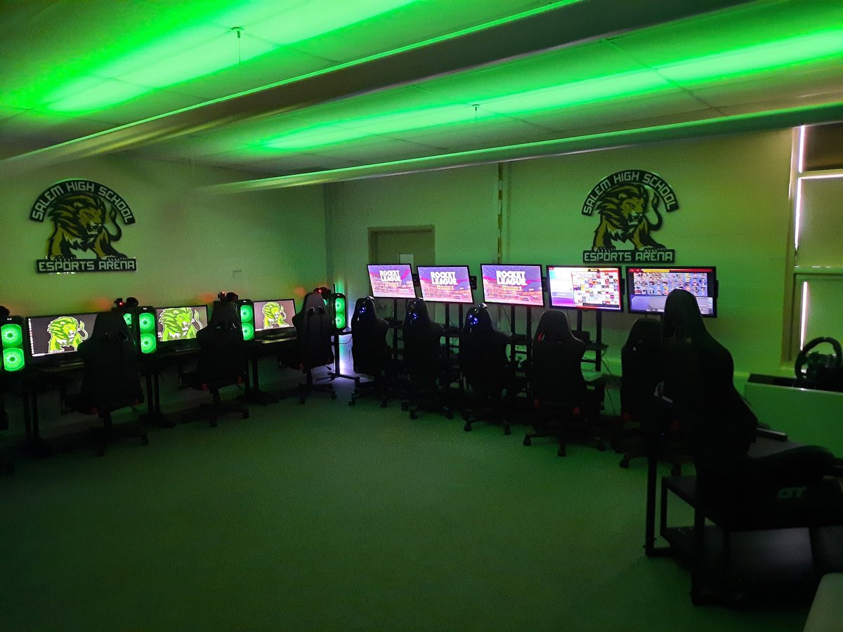 SHSeSports1's tweet photo. Ready for LION KICKOFF👍
Let's get some recruits... https://t.co/gvzgyiM0Fk