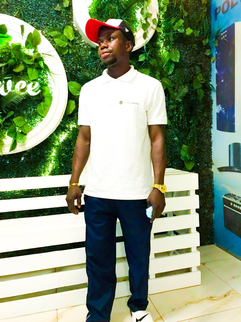 DonnBenue's tweet image. You may see me STRUGGLE, but you will NEVER see me QUIT🤞. 

Hello Twitter can I get my first 100Likes?  #dontquit #donbenue⭐