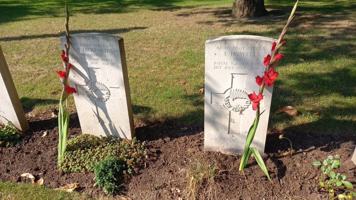 JaneDDDerrick's tweet photo. Sobering end to a week full of challenges, great teamwork &amp;  many  objectives achieved at so many levels. Thankful for the opportunities I have as a result of others making the ultimate sacrifice
@St_DE4DAAGSE https://t.co/0N3aVImnf5