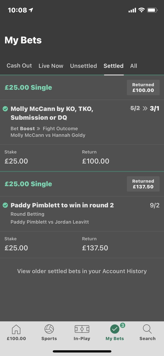 JackDmzd's tweet photo. It’s been a good evening so far! #UFCLondon2022 https://t.co/vF3lrtAdtf
