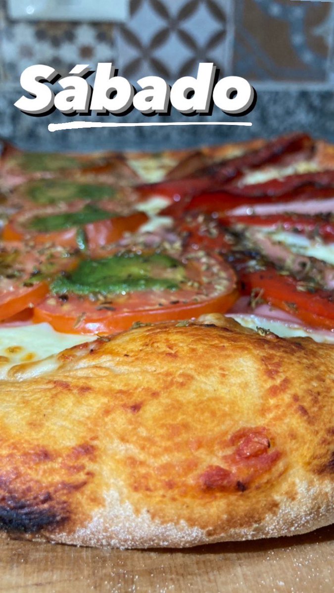 LetiRodas's tweet photo. Lo que son nuestras pizzas, LO QUE SOOOON 📲 https://t.co/dNq3vHZ0ex https://t.co/Pw7mwxBl3f