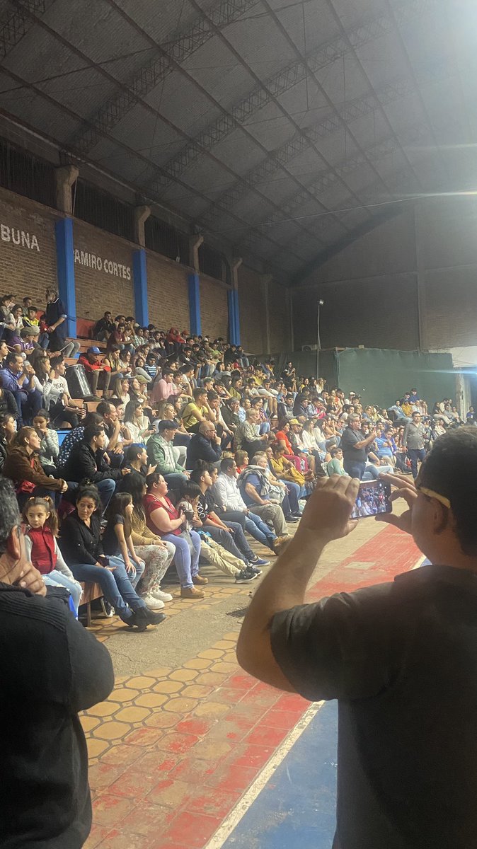 meirellesdiego8's tweet photo. Hoy comienza una nueva etapa , la renovación,  Los jóvenes  del partido colorado 🚩🚩🚩🚩🇺🇾
#salto https://t.co/aRCSEhC98b