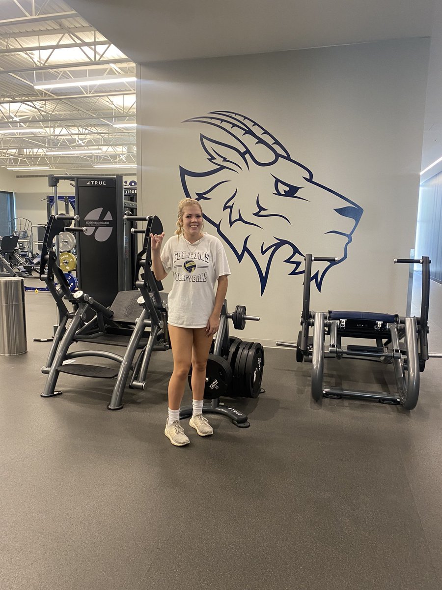 taylorjoness15's tweet photo. Had an amazing time at the @SEUVBall camp today !!! Love the school, coaches, and players ! https://t.co/faPJzYLYWi