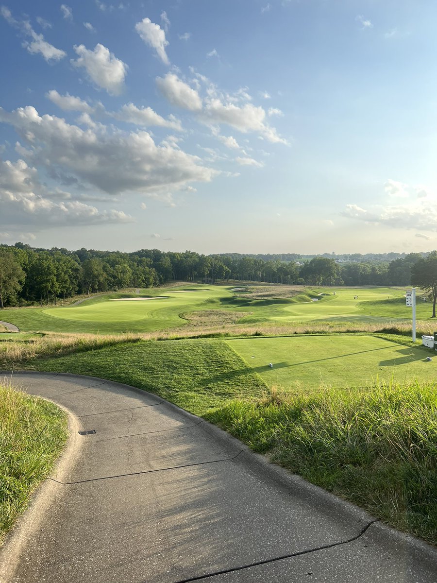 Had an incredible time back at the old stomping ground <a href="/OldeStoneBG/">The Club at Olde Stone</a>, volunteering for the USGA Girls’ Junior. Some long days over the last week but it was worth it to be a small part of showcasing Bowling Green to a worldwide audience. Thanks to <a href="/wyattwarfel/">Wyatt Warfel</a> for having us out!