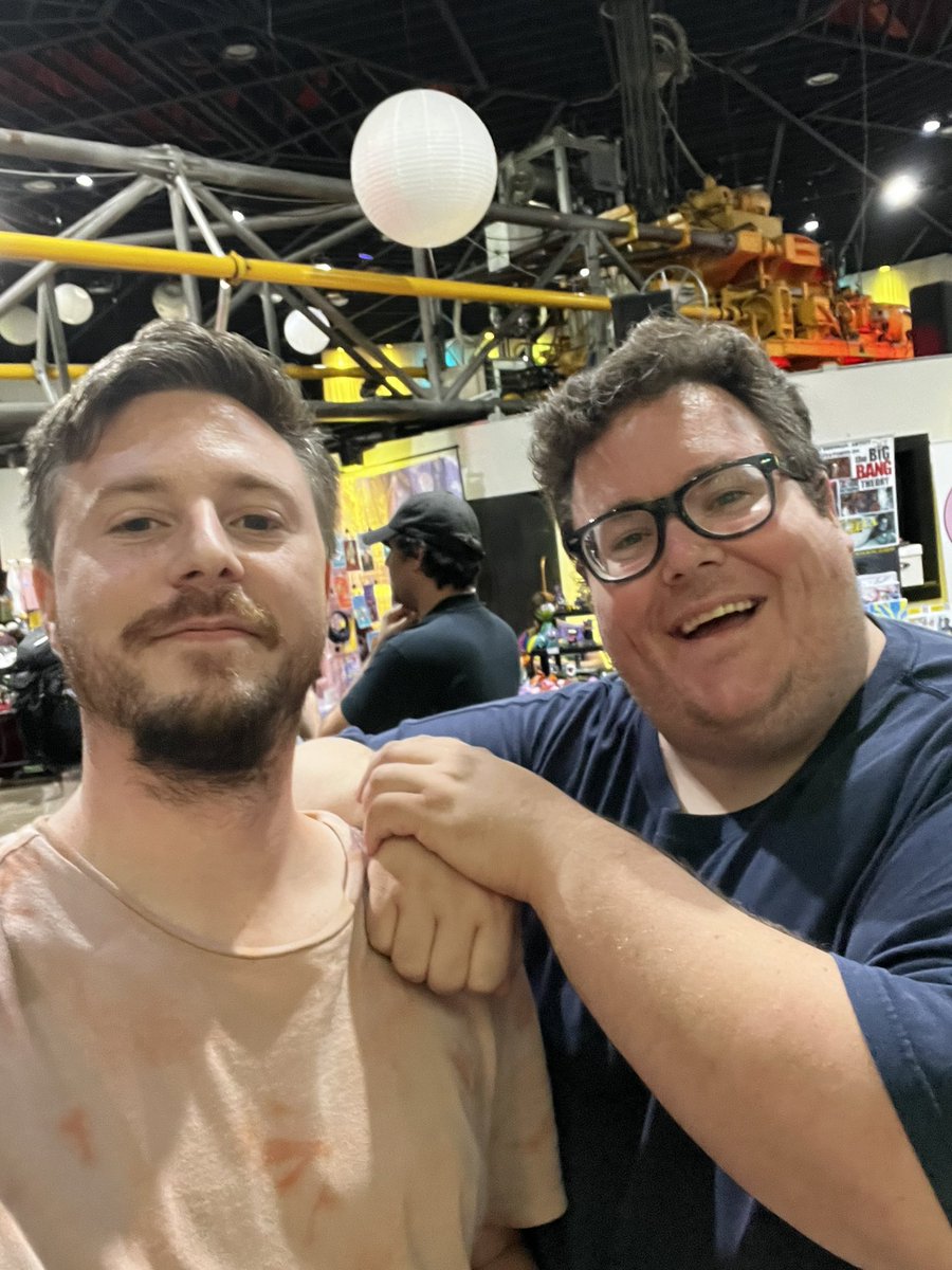 GameInward's tweet image. Had the pleasure of meeting @JustySilverman today at Zolocon 2022 underneath a centrifuge. What a great surprise! Made my day.