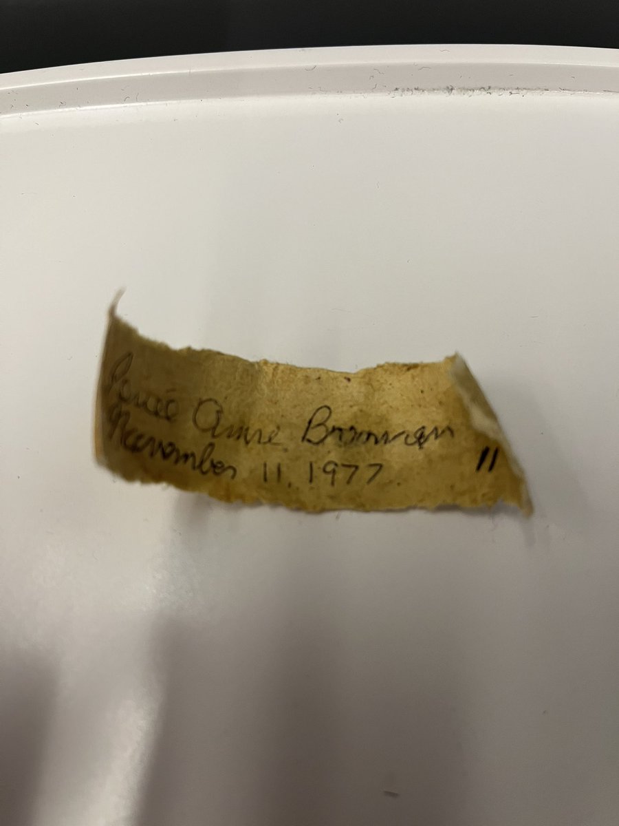 Matthew89156193's tweet photo. Found a locket at Edinburgh Waverley with a really old bit of paper inside. Clearly sentimental to someone. Dunno what chances are of finding but please retweet. https://t.co/P1zFajJ0eX
