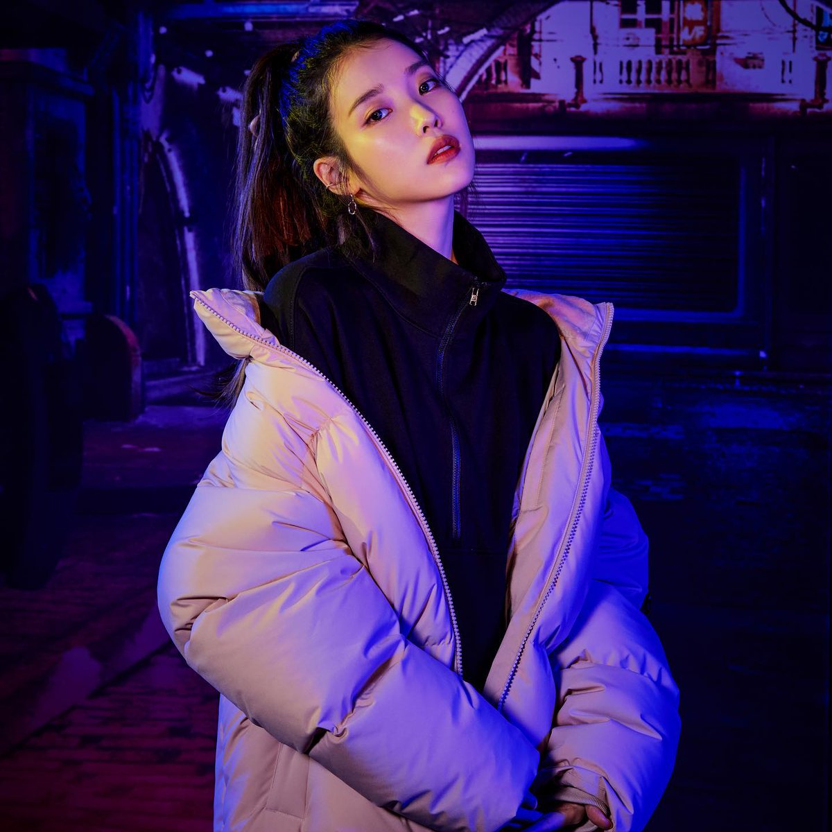 me dijo que le muestre la desnudez de mi alma y le mandé fotos de jieun 🦀