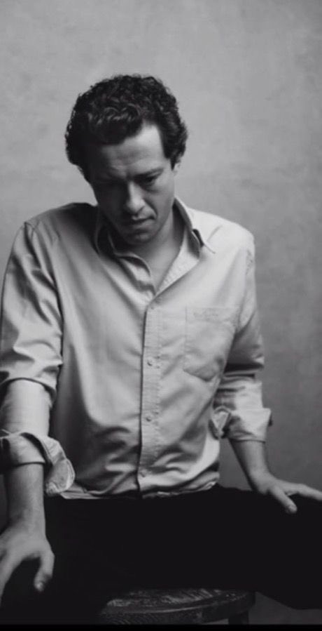 i love men (joseph quinn)