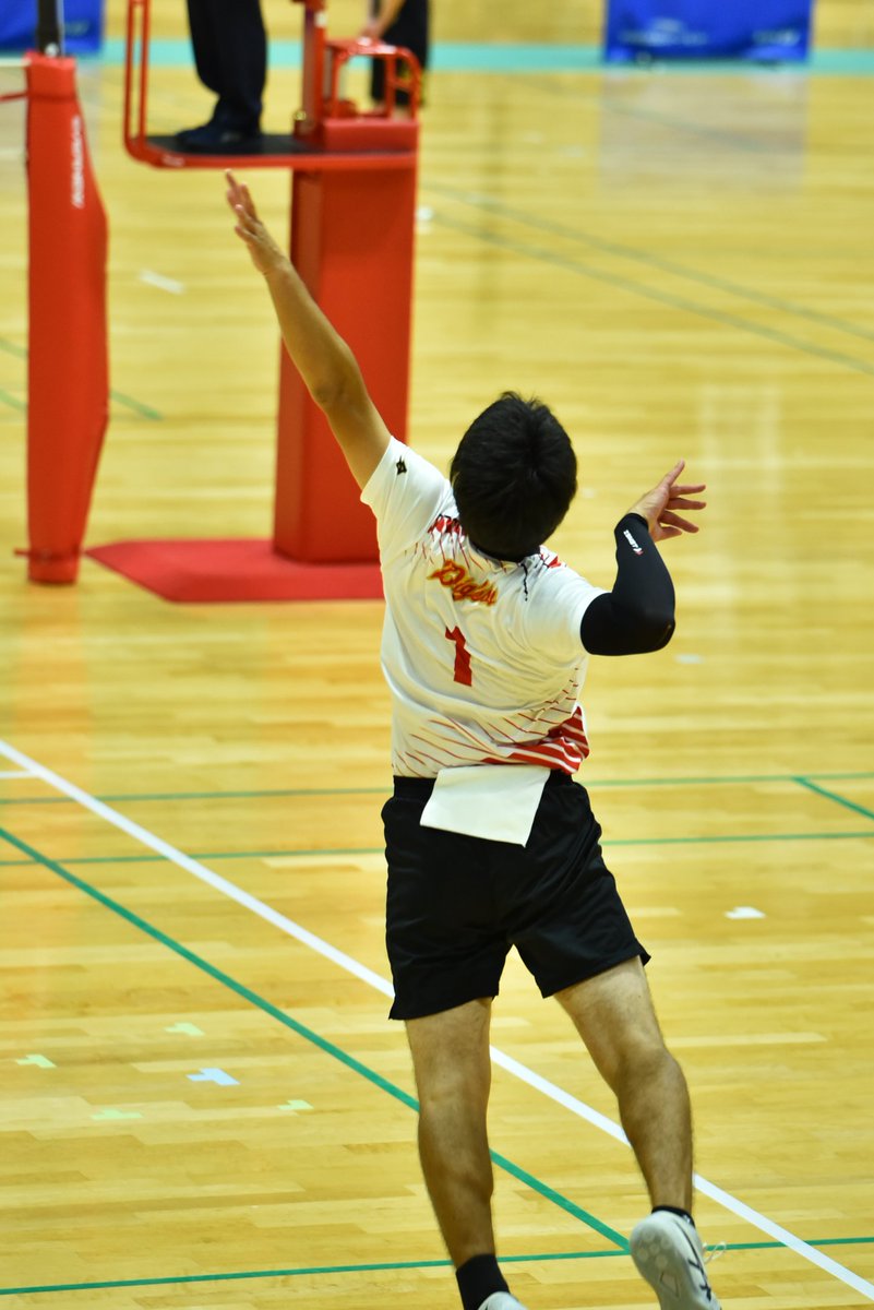 riccoVB_photo's tweet photo. サイドな姿が見れるとは思ってませんでした😃
お仕事も頑張ってるようでまーっくろで
最年長さん楽しそうでした✨✨
お疲れ様でした👍
#藤田裕城 選手
#Digless
#天皇杯 #大分県予選
2022.07.18 https://t.co/RtL4pY65Pd