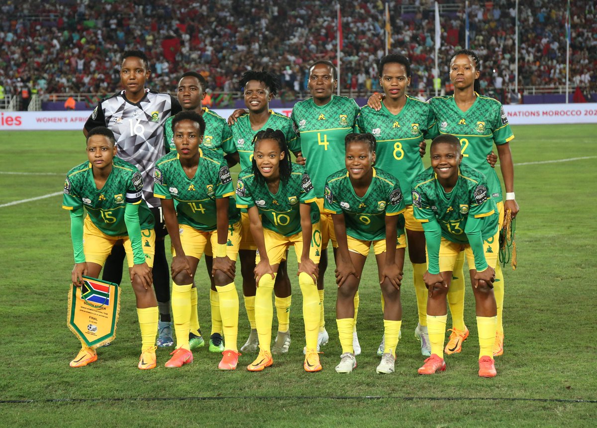 SasolinSport's tweet photo. Ladies and gentlemen, your CAF Women's National Team of the Year, oh and champions of Africa.
#BanyanaBanyana 
#LiveTheImpossible 
#TotalEnergiesWAFCON2022 https://t.co/4HJdxcJsN9