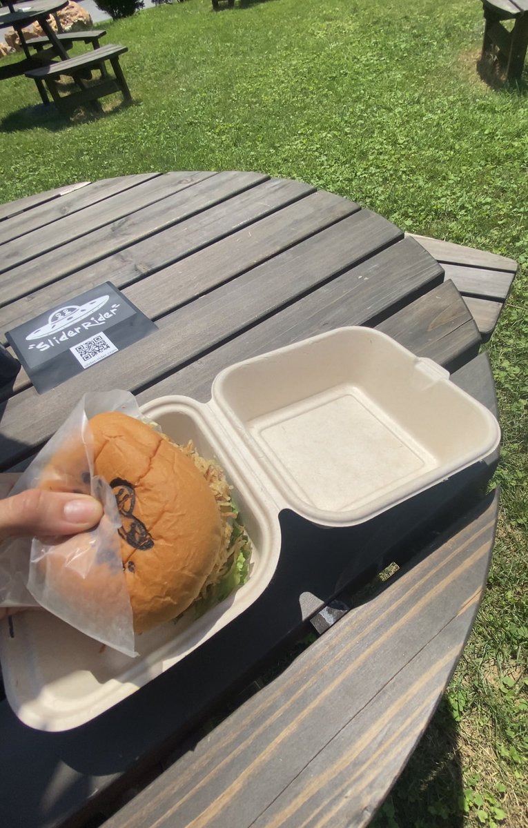 SliderRiderTrux's tweet image. WE’RE BAACK📣📣🛸We’re landing back on earth🌍 we’re excited🥳 to service you delicious😋burgers🍔on Wednesday, July 27th 2022 @ 📍8600 Zetts Ave!!👽 Check out our NEW HOURS &amp;amp; SCHEDULE in bio(closed Friday 29th for lunch due to a private event, reopening @ 5PM for dinner)!!❤️☮️🍔