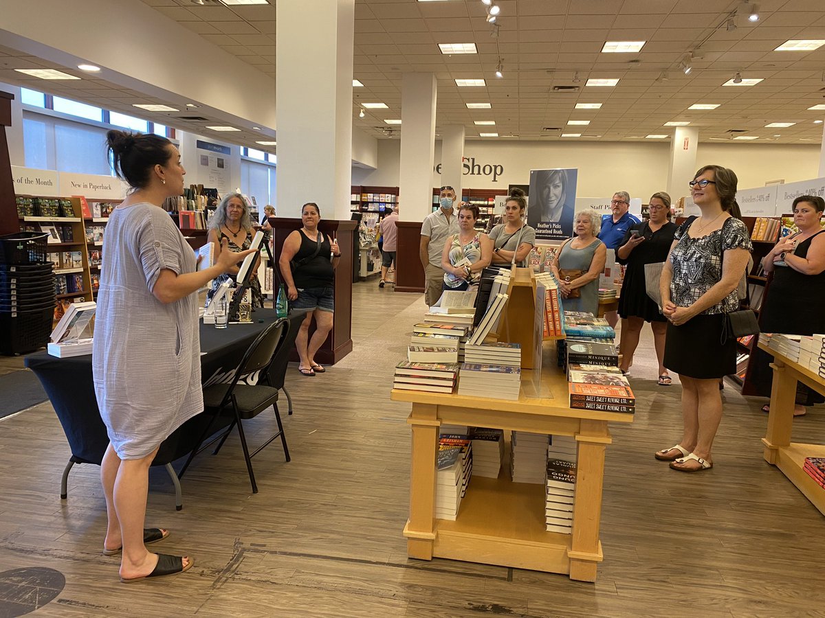 Chapters Moncton tweet media