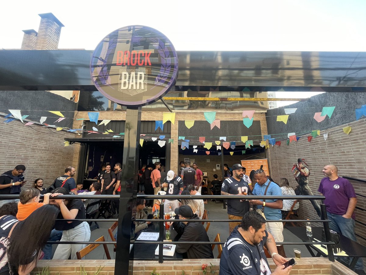 SteelSeriesBRA's tweet photo. BAR FIGHT V:  FINAL
Encerrando a Season 1 com grand finalle no ESPORT ESCOLAR 2022 na Praia Grande, Agosto

#barfight
#fgc_sp
#streetfighter
#brockbar
#fightinggames
#steelseries
#steelseriesbra
#kontrolfreek
#kontrolfreekbra
#BenQMonitor
#roxxenergy
#maxracer
#2nd_impactoficial https://t.co/JSkpaV3lra
