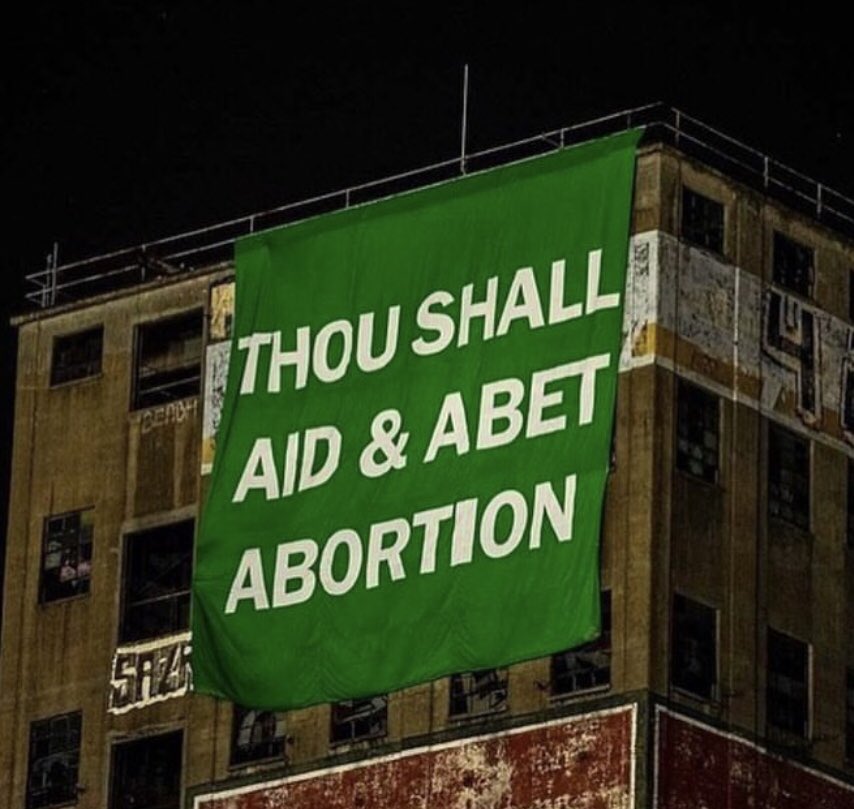 JPHilllllll's tweet photo. A dope banner dropped in Memphis today thanks to @thisisindecline https://t.co/b1T2V9etkp