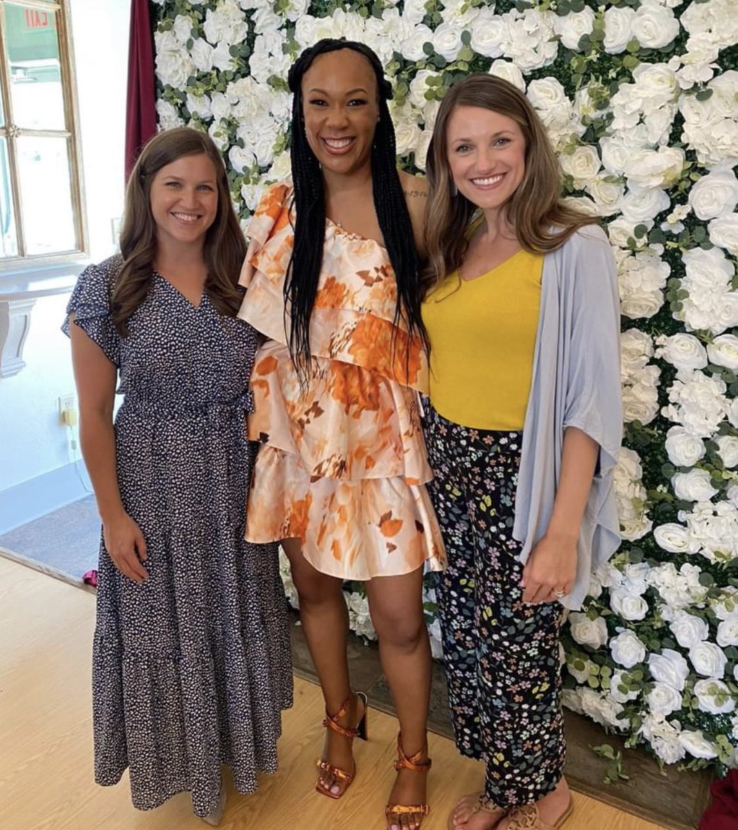DFSCentralVA's tweet photo. We had an amazing time last weekend !!#SuccessAndTheCity was a SUCCESS! Thank you to our host @The1Cheering4U &amp; our  sponsors for helping make this all happen! Follow us on instagram for the latest and greatest! #DFsCentralVA https://t.co/xqINPvtOaa