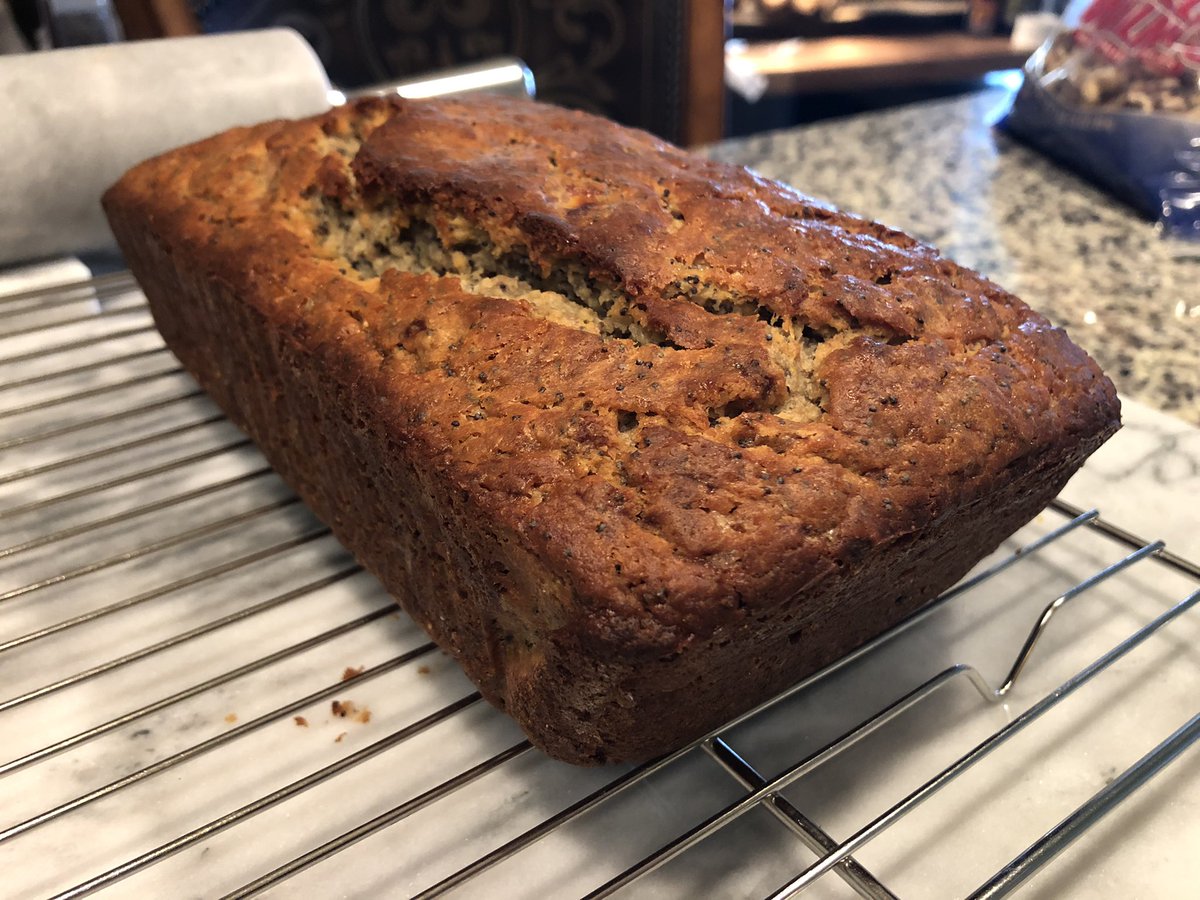 WhatsInaPodcast's tweet photo. Coincidence or providence? Local grocer had cases of overripe bananas on sale today. Then, as I pulled out my second batch of banana bread, I heard @AngelaKinsey reveal her banana bread recipe on this week’s @officeladiespod. Mine is a bit fancier, lemon poppyseed. @jennafischer https://t.co/Cc892uhAso