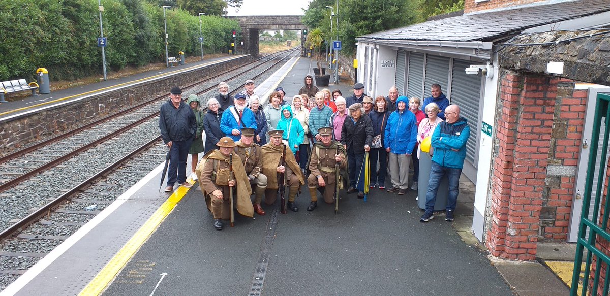 dominicprice105's tweet photo. A gathering for North #Wexford Historical Society Tour of WWI Veterans and Casualties of #Gorey research &amp; led by the wonderful Willie Willoughby with the Irish Great War Society #IGWS #WWI #History #Ireland https://t.co/izarQb2Q8l