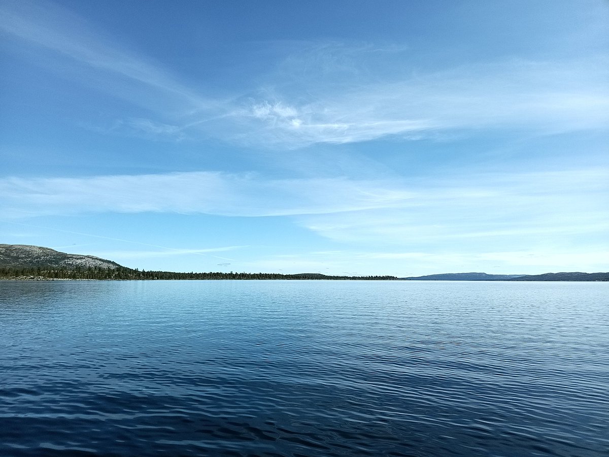 PaaTur's tweet image. @PaaTur  #PåVeiHjem over #Rogen Fantastiske padle vær som avslutning på turen i dag.