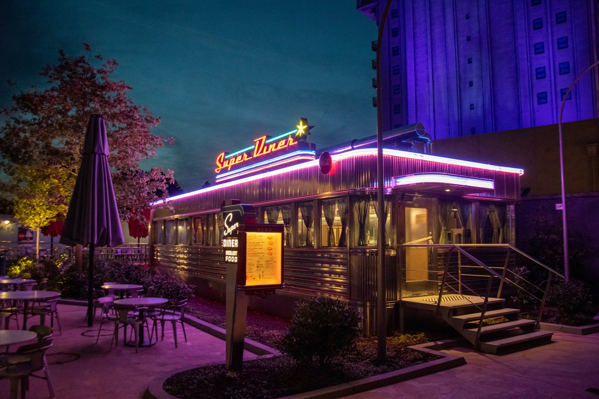 Le campus de nuit c'est 😍😍