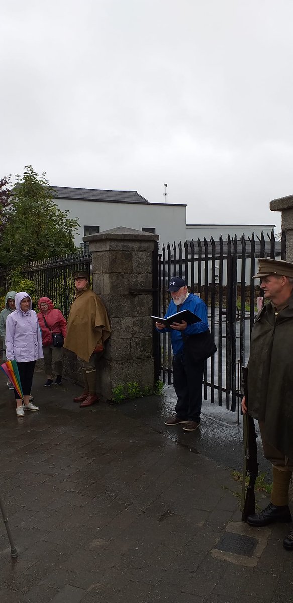 dominicprice105's tweet photo. A gathering for North #Wexford Historical Society Tour of WWI Veterans and Casualties of #Gorey research &amp; led by the wonderful Willie Willoughby with the Irish Great War Society #IGWS #WWI #History #Ireland https://t.co/izarQb2Q8l