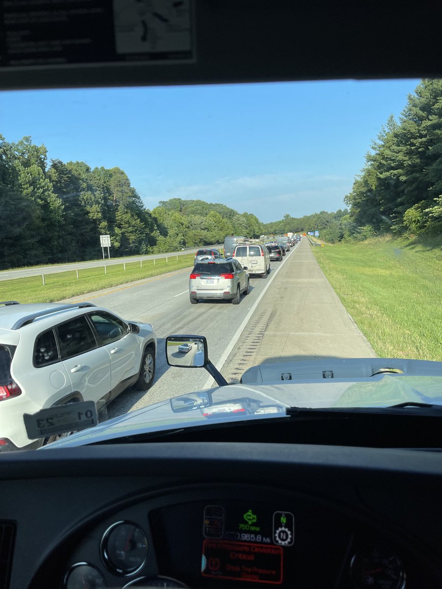 VanceBass6's tweet photo. I-40 east construction in Greensboro NC .. SMH https://t.co/QTOMGaUv37