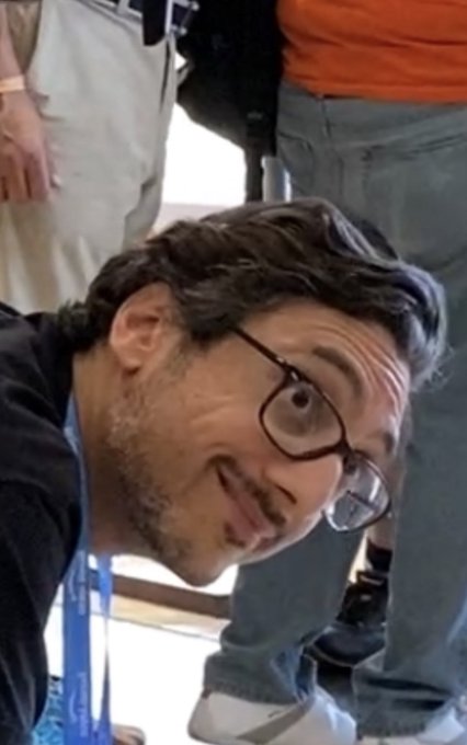 3 pic. San Diego Comic Con https://t.co/YElzRYVA7j<a href="/tag/pokemonscarletviolet"class="tags"><span>#pokemonscarletviolet</span></a>