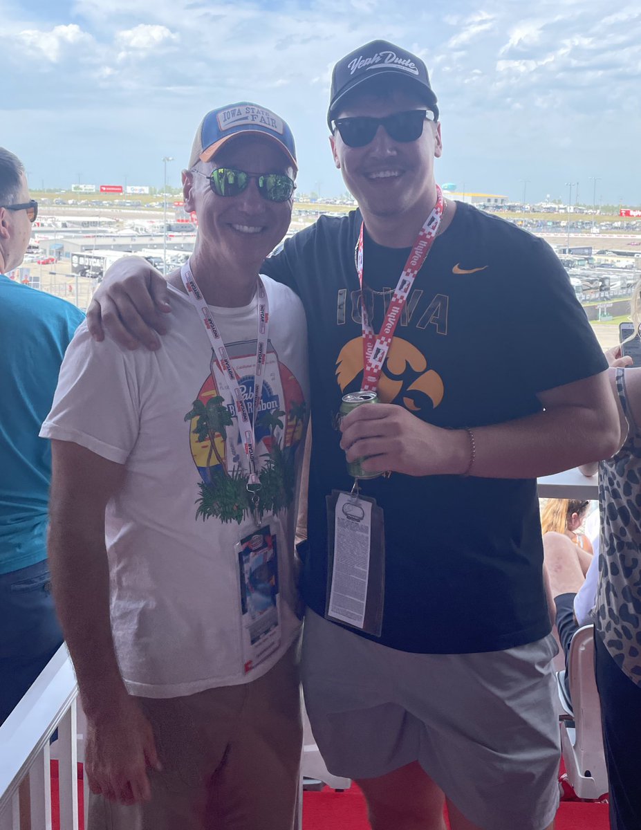 hotjock15's tweet photo. Met an Iowa legend today @keithmurphy https://t.co/9dyMS1mZMn