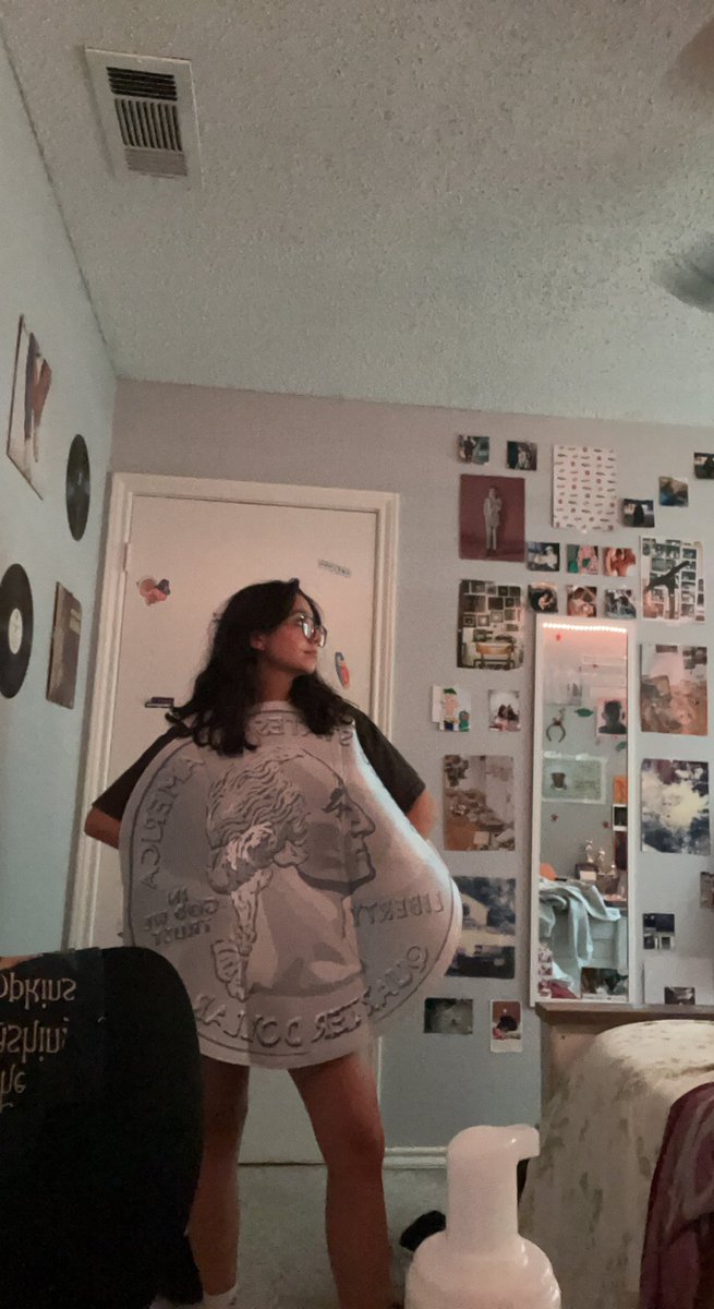 24UNFCKWITABLE's tweet photo. @COIN rate my outfit for the dallas show https://t.co/og7FJhRzXC