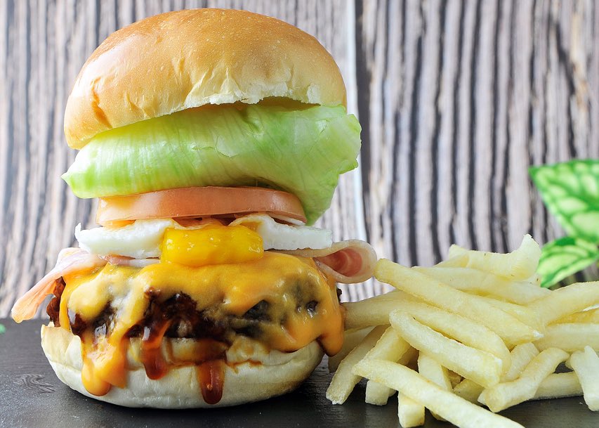 domdom_plus's tweet photo. 🍔オープン記念スタート🍔
本日よりUber eats、出前館の料金を今だけ店頭価格に❗️
※配達料、手数料などは各社に準じます。

この機会に是非お試しください🐘

Uber eats
https://t.co/PADQO8hP7I

出前館
https://t.co/1JIFbVeDcT https://t.co/ICuMtPSiVh