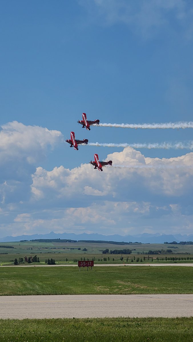 KIngPylon's tweet photo. #WingsOverSpringbank

Great day at the air show ! https://t.co/vw2geflTZS