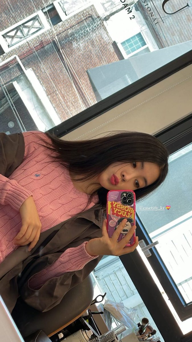 🌙 #Lucy #루시 #WekiMeki #위키미키 <a href="/WekiMeki/">WekiMeki 위키미키</a>