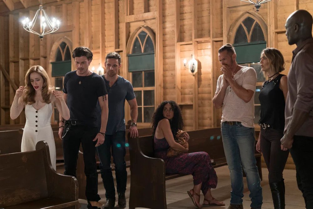 k50cullen's tweet image. In 2017 and 5 Years Ago, #MidnightTexas premiered on @nbc on this day and ended too soon RT and Like if you love this show. (@ArnaudArchives, @DylanBruce, @JasonLewis, @ParisaFH, @ArielleKebbel, @YulVazquez, #SeanBridgers, @PMensahOnline, @sarahramos, @monicabreen,