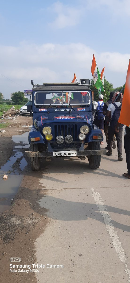 <a href="/HMOIndia/">गृहमंत्री कार्यालय, HMO India</a> <a href="/PMOIndia/">PMO India</a> @SSCGD_STUDENT SSC GD 2018 मेडिकल फिट जो नागपुर से दिल्ली पैदल मार्च 54 वा दिन जो पुलिस ने हमें जबरदस्ती मथुरा मे 7दिनों से रोका है अतः आप से निवेदन है की हमारा हक दिलाये SSC GD 2018 मेडिकल फिट को जोनिंग दो 🥺😭🙏
 <a href="/HMOIndia/">गृहमंत्री कार्यालय, HMO India</a> <a href="/PMOIndia/">PMO India</a> <a href="/narendramodi/">Narendra Modi</a> <a href="/AmitShah/">Amit Shah</a>