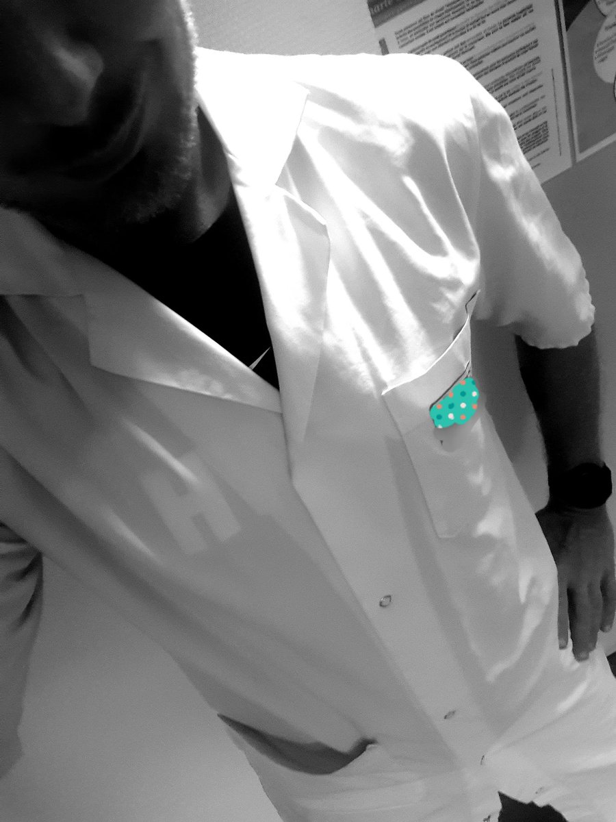 nevergiveup591's tweet photo. #BLOUSEBLANCHE est fier de l'être 😊

L'enfiler chaque jour est une belle émotion 😊

D'être là pour les personnes qui en ont besoin 🙏

#hopital #Medical https://t.co/ondY0dr5Bn