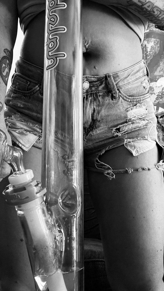 HighQueen710's tweet image. Trying something new #blackandwhitephotography #embraceyourself