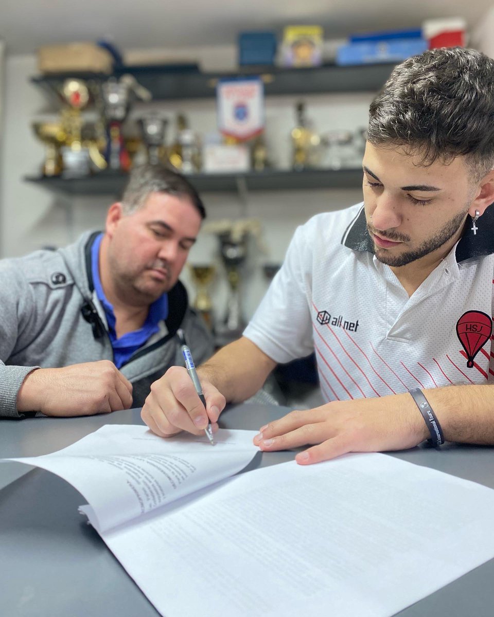 📌Brian Naso

👉 Nano va a dejar todo por la camiseta, y formará parte del plantel para <a href="/LigaMetroOk/">Liga Metropolitana 2021</a> 2022.
#PreFederal2022